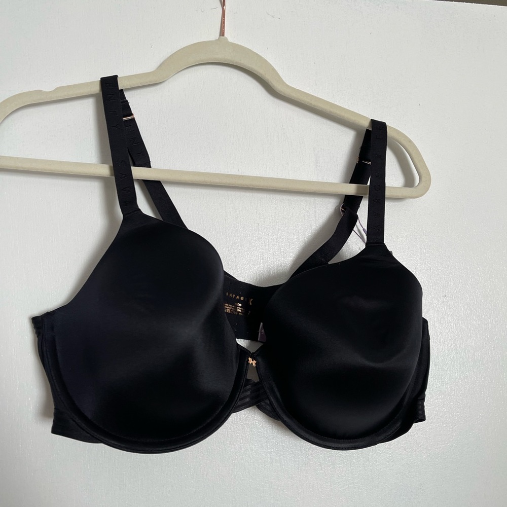 Savage X Fenty black t-shirt bra